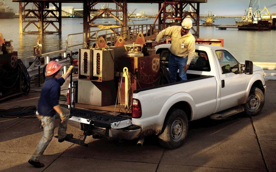  Ford F-350 Super Duty 2011 года  (фото 30 из 36)